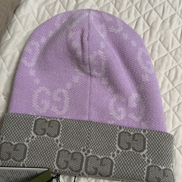 Gucci beanie hat new with tags unisex reversible - Picture 4 of 4